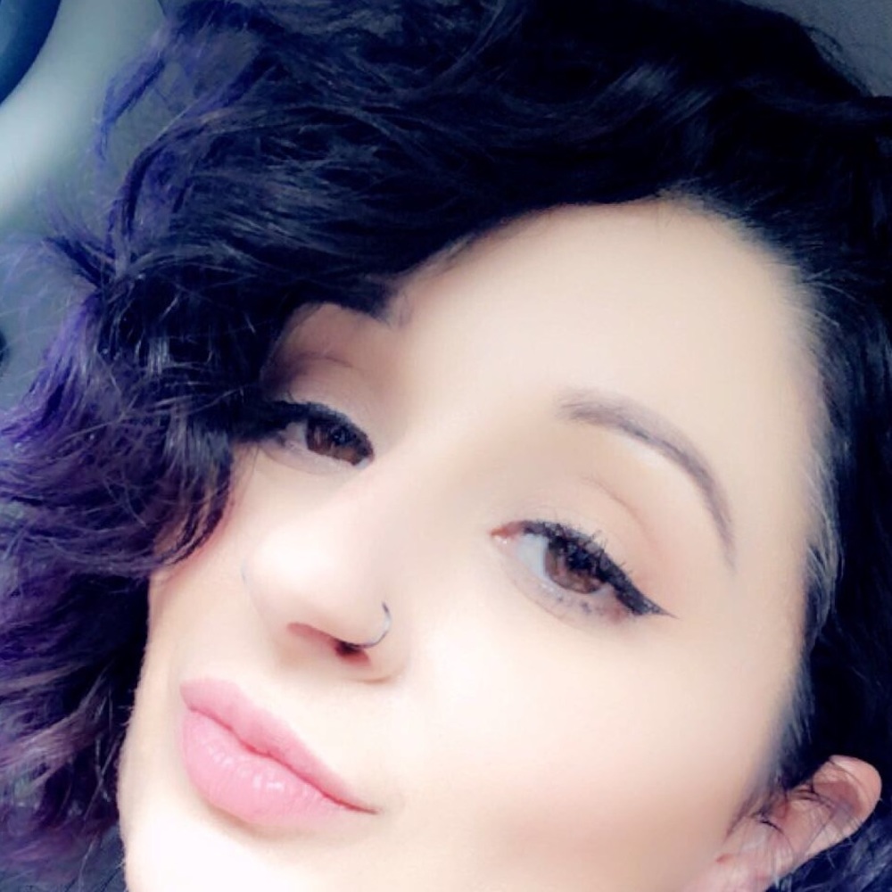 Meet your Posher, Nikki